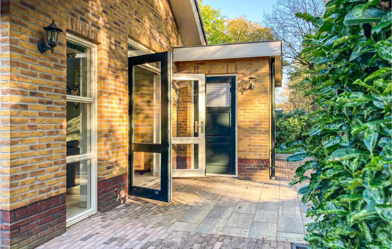 Nice Home In Putten With Kitchen Exterior foto