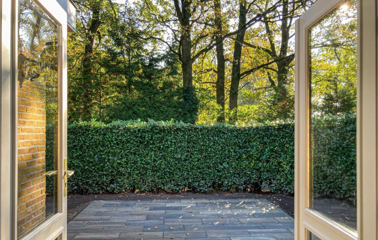 Nice Home In Putten With Kitchen Exterior foto